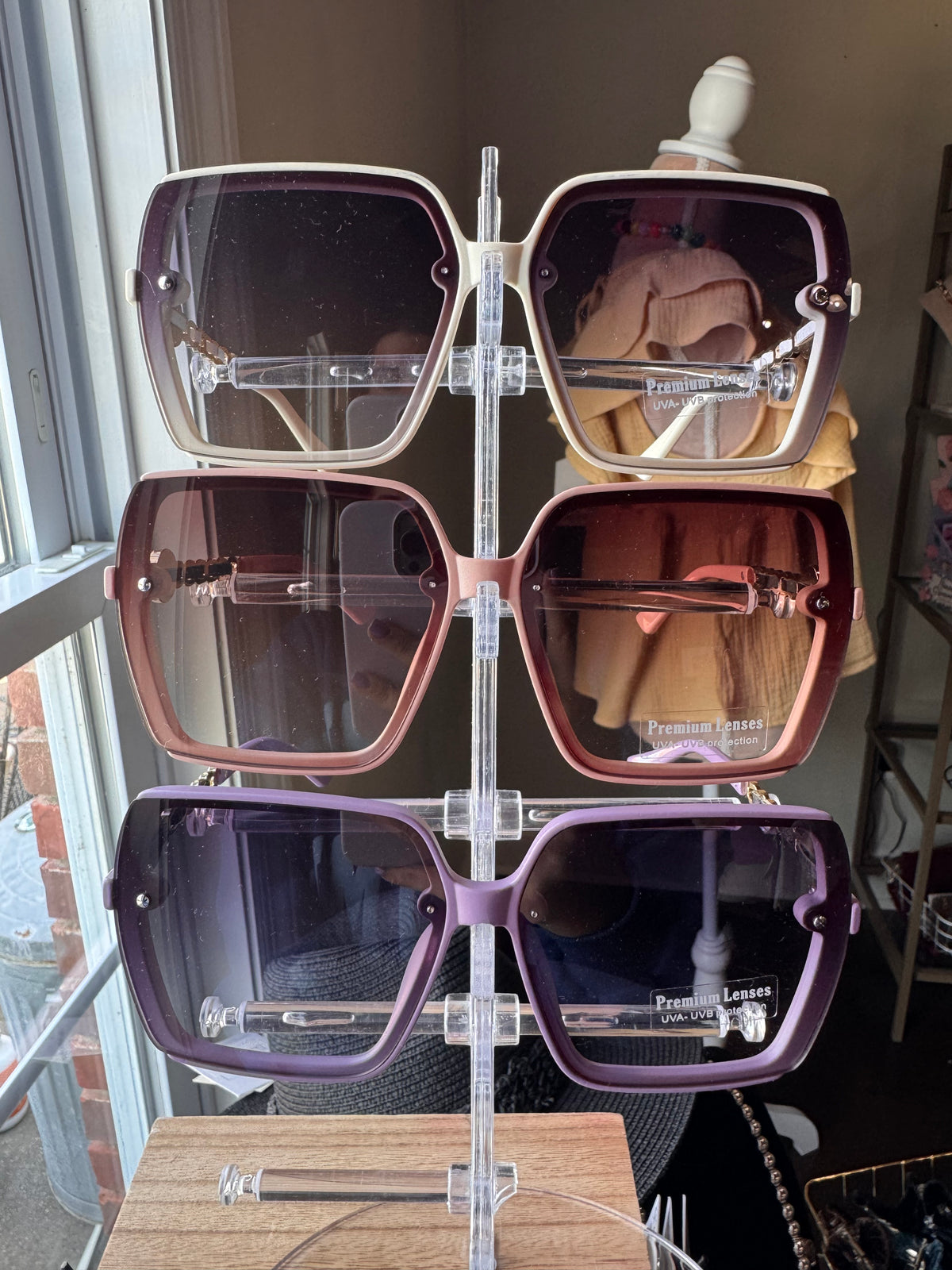 The Tatum Sunglasses +free case